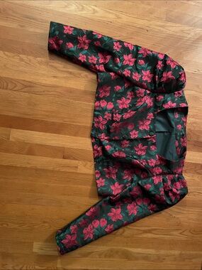 Floral Satin Cropped Blazer in Green and Pink